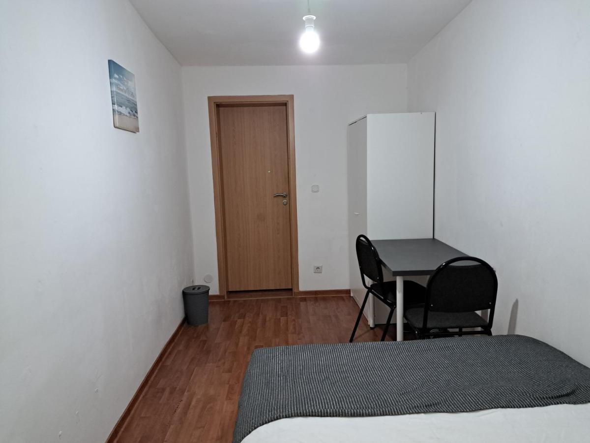 Simostay Хале Екстериор снимка