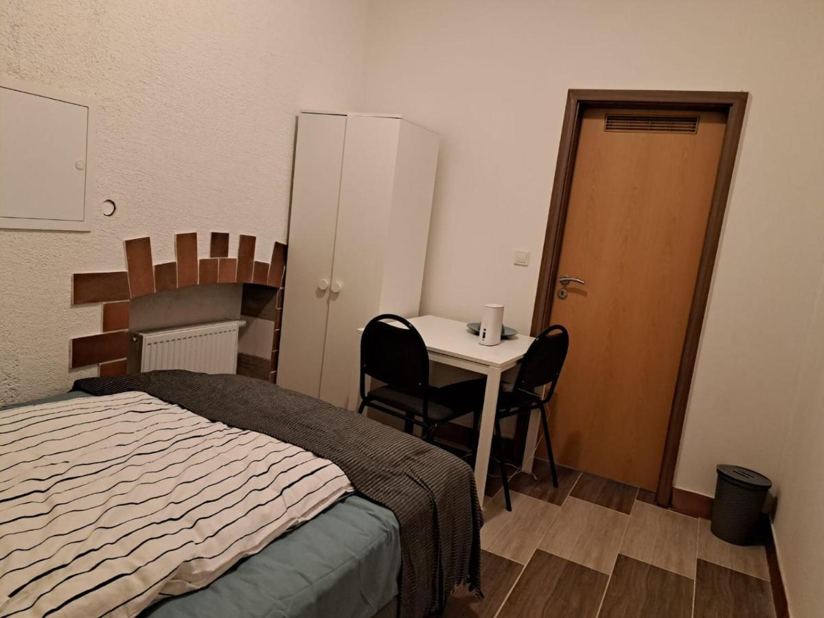 Simostay Хале Екстериор снимка