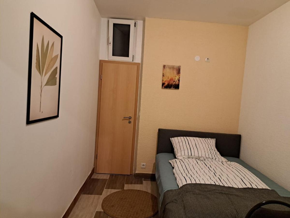 Simostay Хале Екстериор снимка